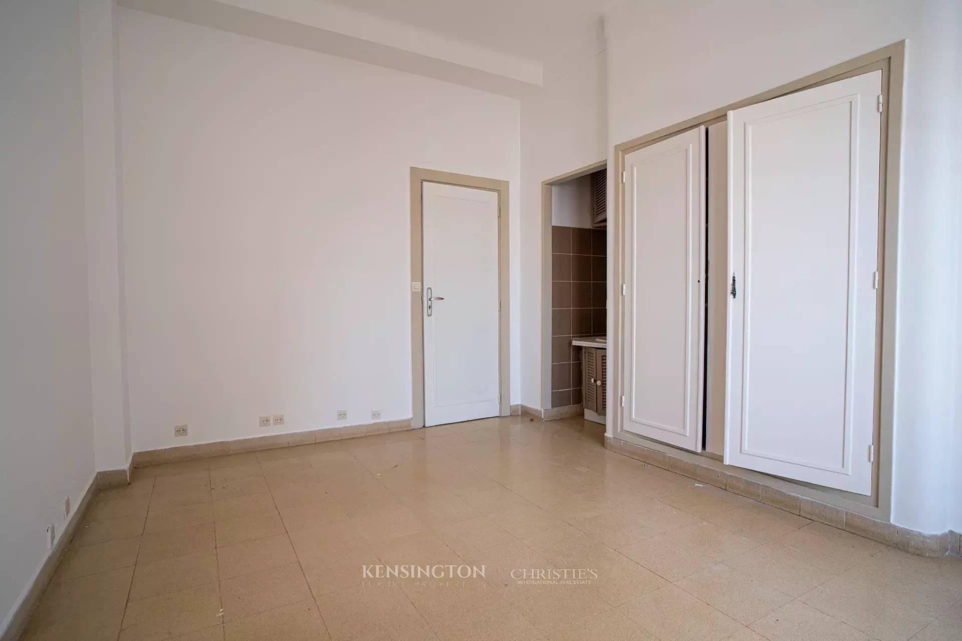Apartment 90000 in Tangier, Morocco