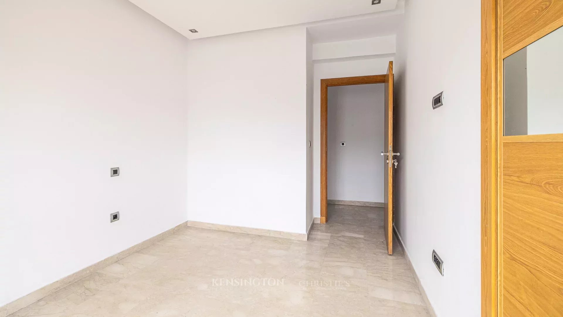 Exceptional Apartment Close to City Center – Casablanca in Casablanca, Morocco