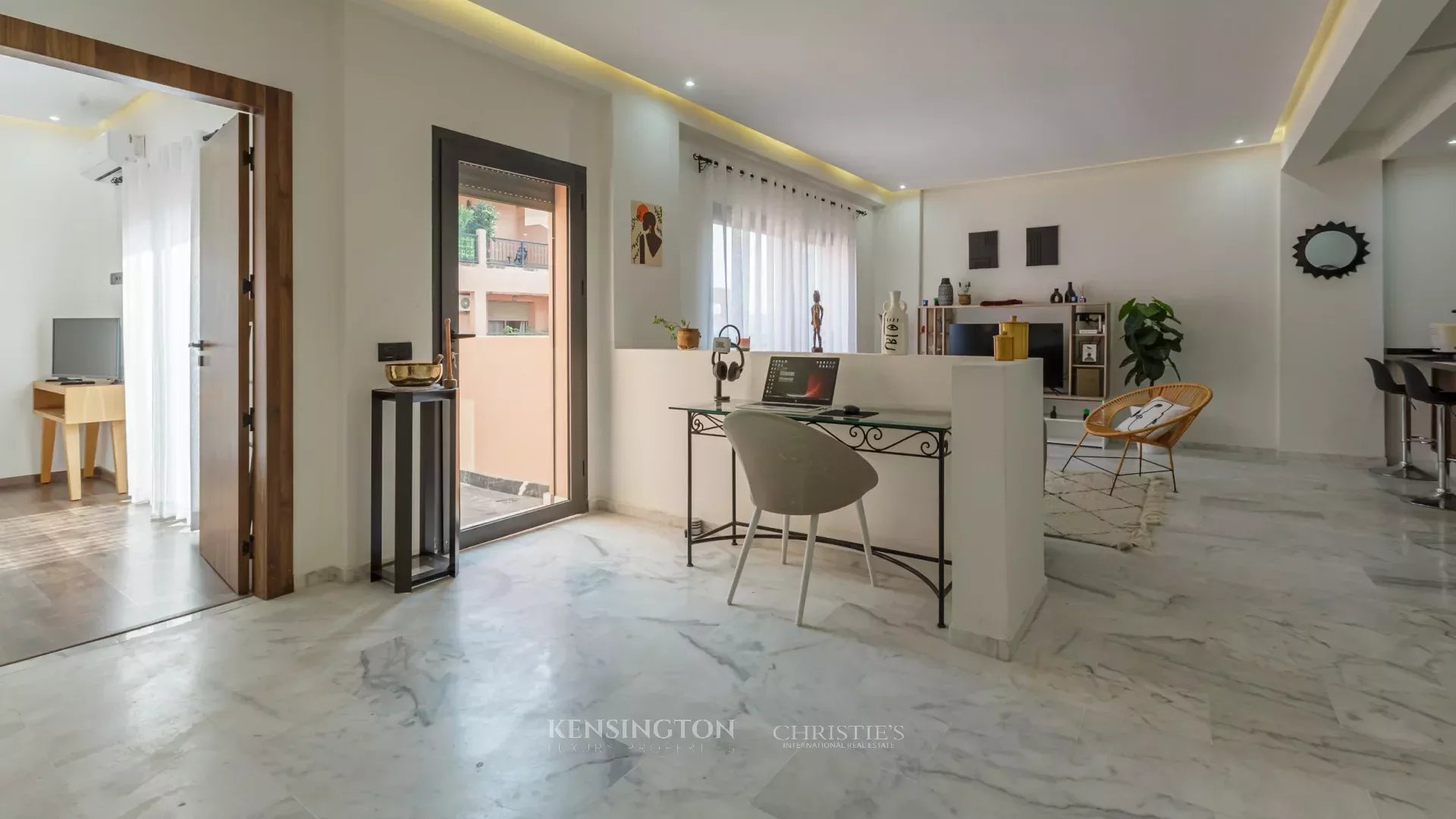 Flat Julias in Marrakech, Morocco