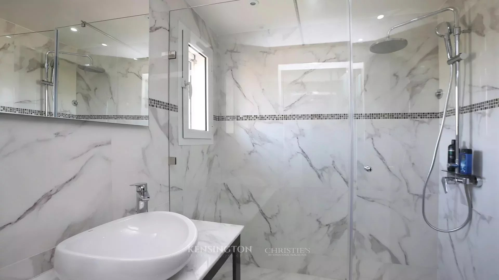 Flat Chrome in Marrakech, Morocco