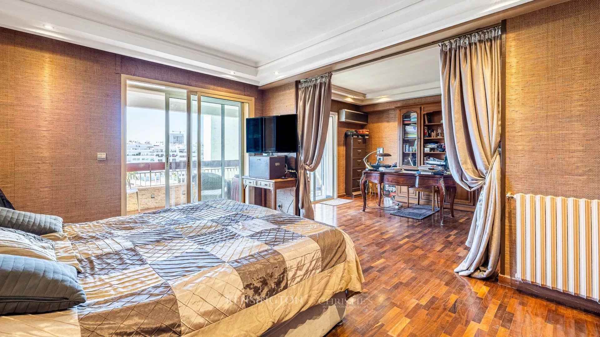 Luxueux Appartement Au Quartier Gauthier in Casablanca, Morocco