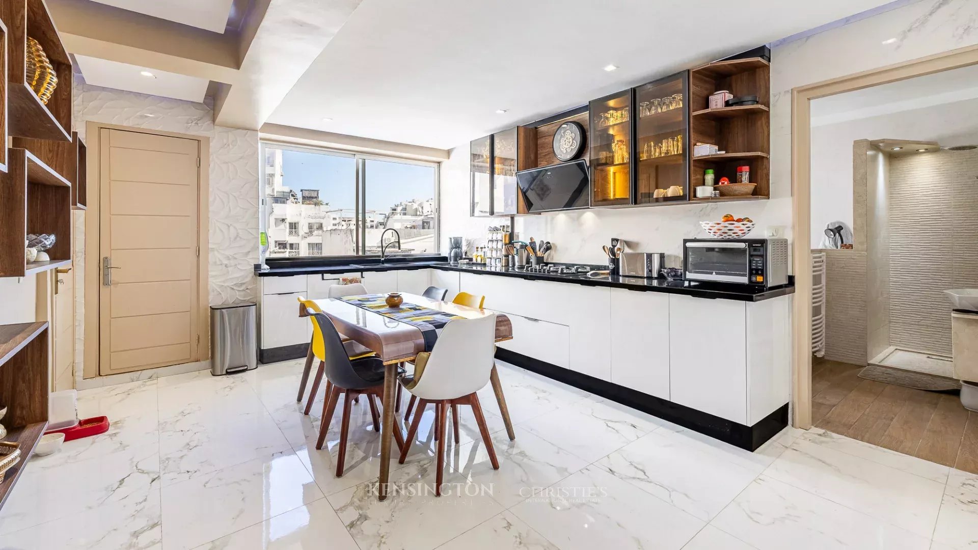 Luxueux Appartement Au Quartier Gauthier in Casablanca, Morocco