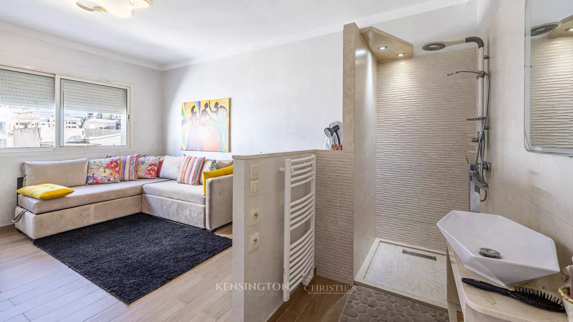 Luxueux Appartement Au Quartier Gauthier in Casablanca, Morocco