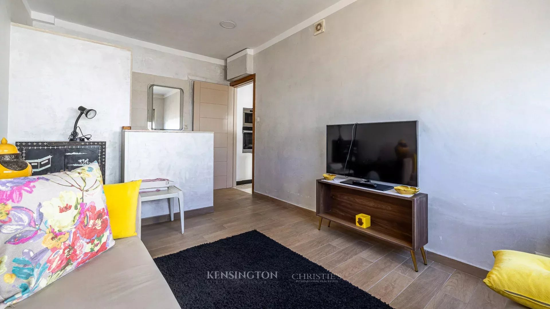 Luxueux Appartement Au Quartier Gauthier in Casablanca, Morocco