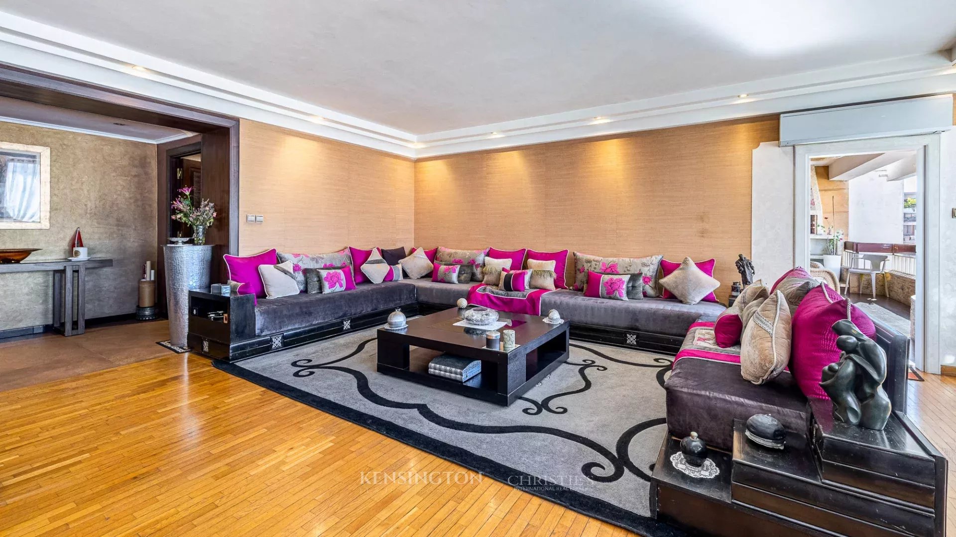 Luxueux Appartement Au Quartier Gauthier in Casablanca, Morocco
