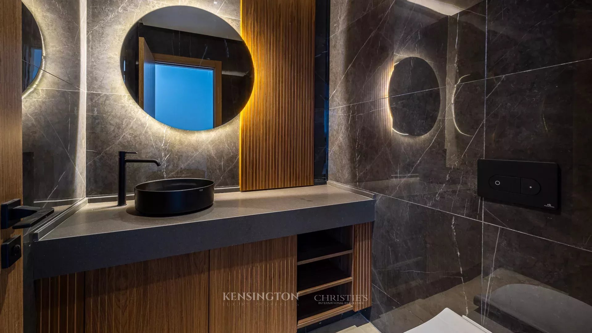 Luxurious Apartment For Rent In An Exclusive Residence – Ain Diab, Casablanca in Casablanca, Morocco
