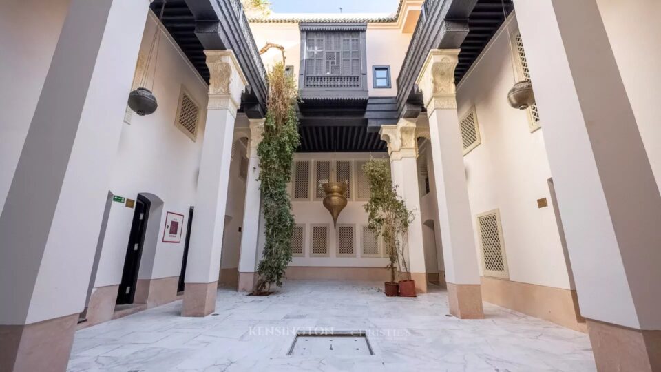La Majestueux Riad de luxe situé dans le célèbre quartier Mouassine en Marrakech