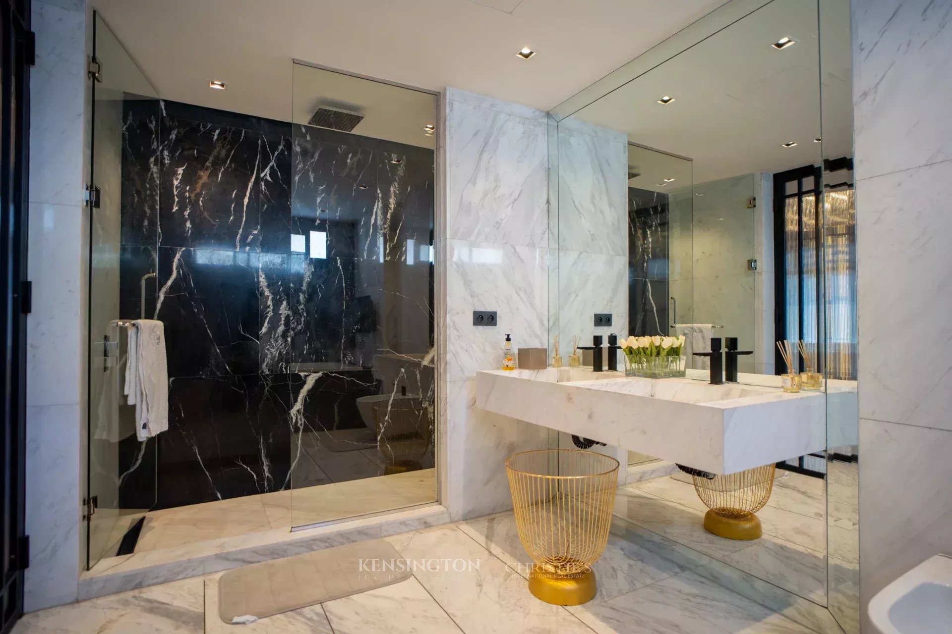 Penthouse Joy in Tanger, Morocco