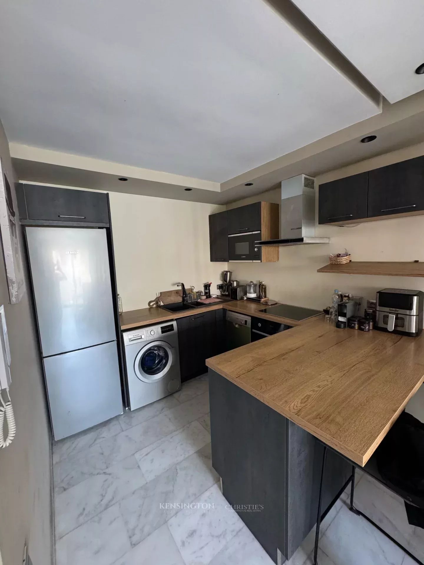 Exceptional Furnished Studio in the Heart of the Palmier District, Casablanca in Casablanca, Morocco