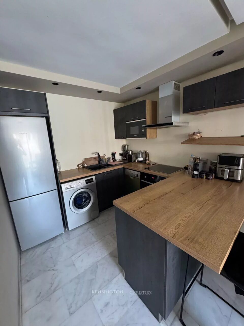 Studio Meublé D’exception Au Cœur Du Quartier Palmier, Casablanca in Casablanca, Morocco