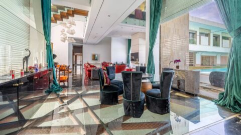 Villa Bella Vista+ Land 5600 M2 Price 12500 Dhs M2 in Casablanca, Morocco