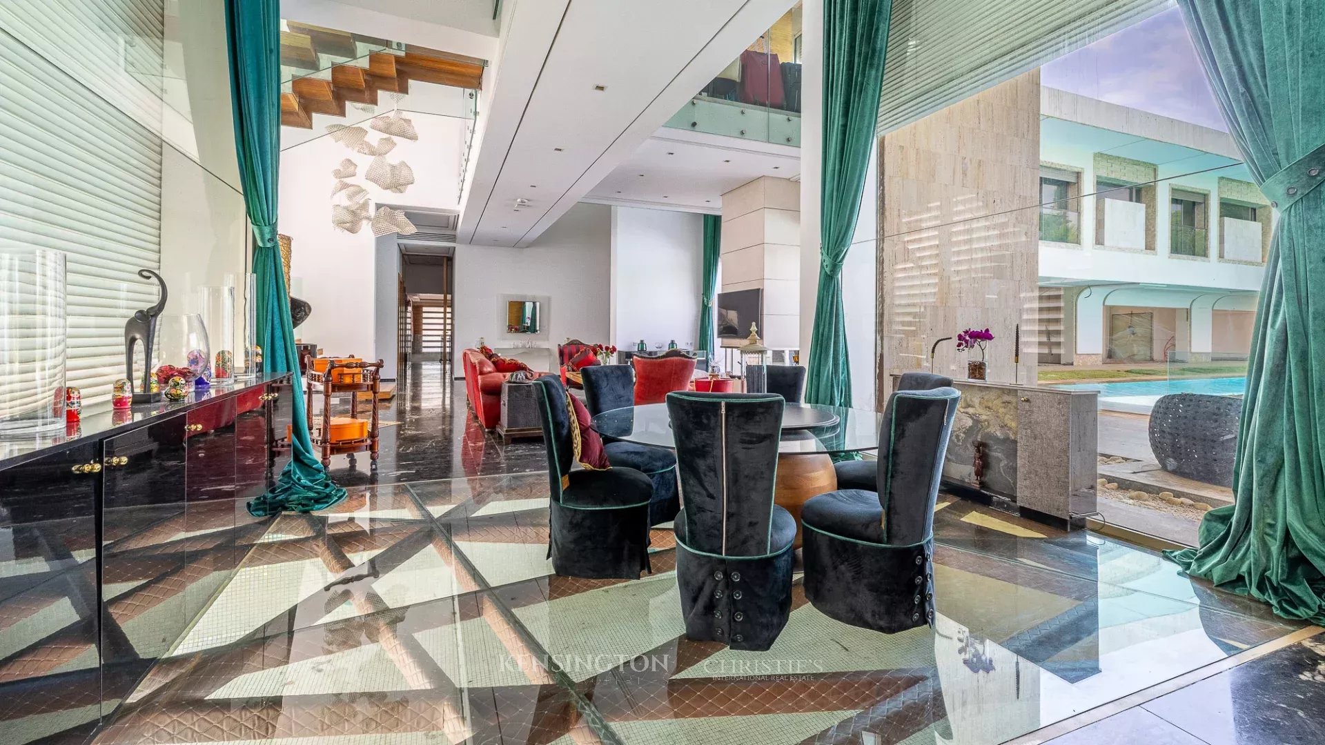 Villa Bella Vista+ Land 5600 M2 Price 12500 Dhs M2 in Casablanca, Morocco