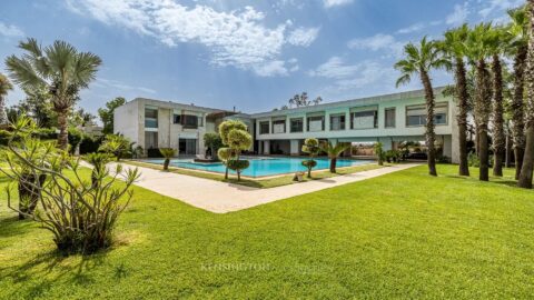 Villa Bella Vista+ Land 5600 M2 Price 12500 Dhs M2 in Casablanca, Morocco
