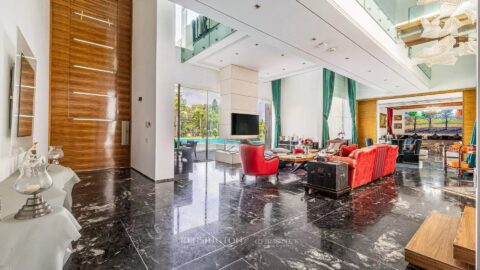 Villa Bella Vista+ Land 5600 M2 Price 12500 Dhs M2 in Casablanca, Morocco