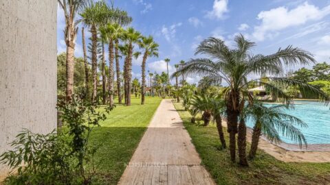 Villa Bella Vista+ Land 5600 M2 Price 12500 Dhs M2 in Casablanca, Morocco